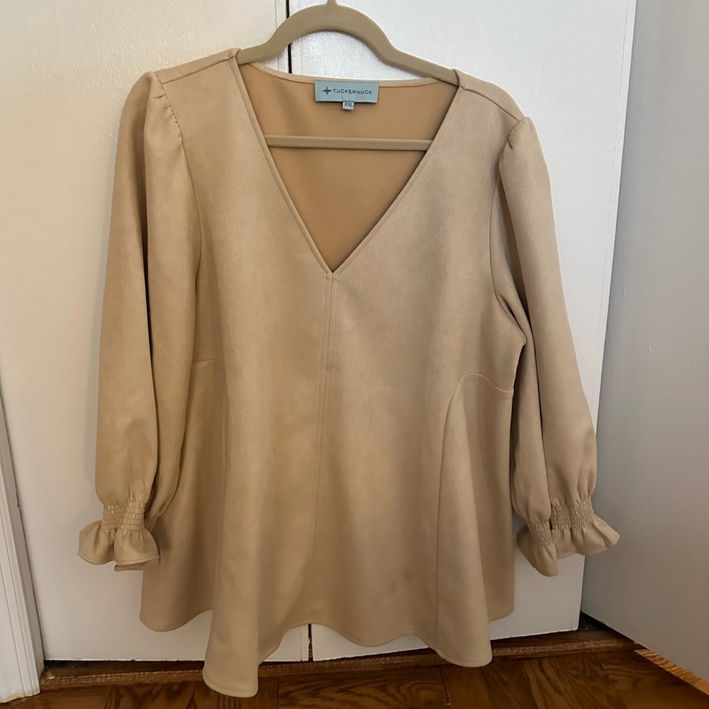 Tuckernuck Bone Suede Easton Blouse (XXL)